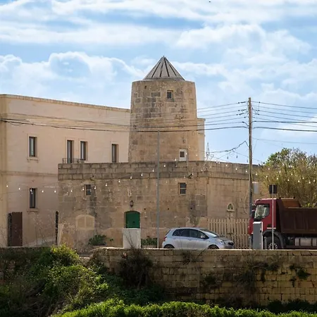 3 Bedroom Farmhouse With Private Pool In Gozo Ferienhaus